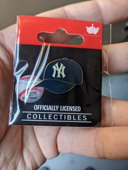 New York Yankees Lapel Pin MLB Baseball