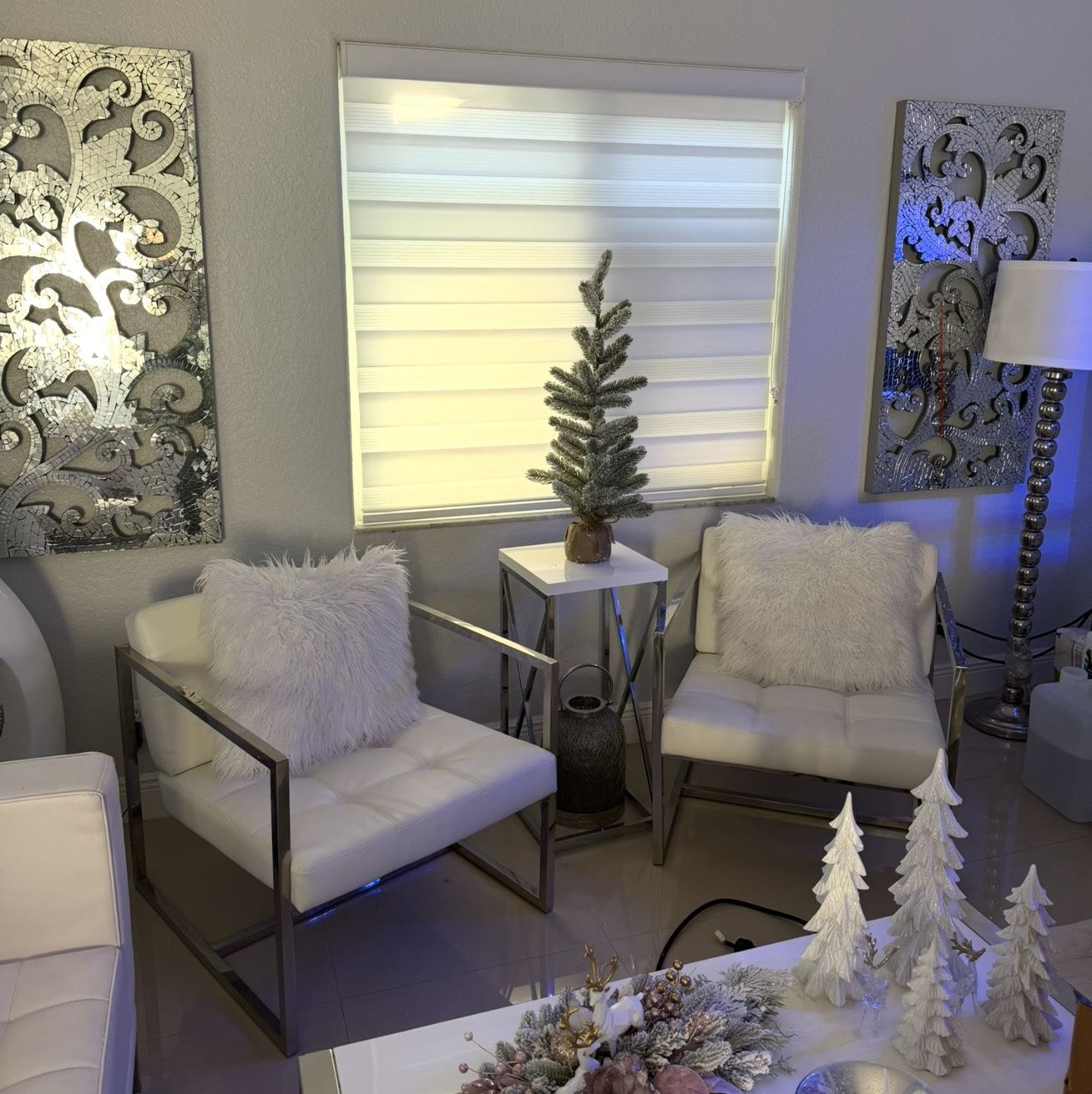 Set Of 2 White Chair