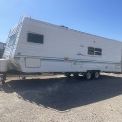 Toy Hauler Sandpiper 2001 