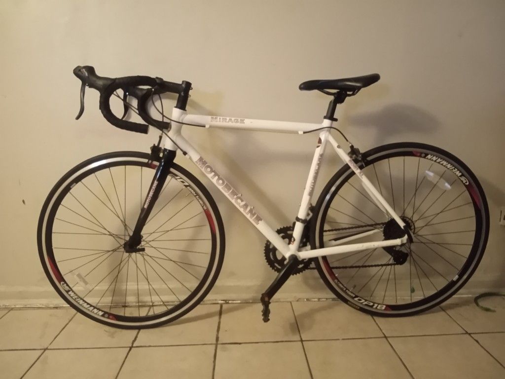 Brand New MOTOBECANE Mirage 6061 AL BIKE