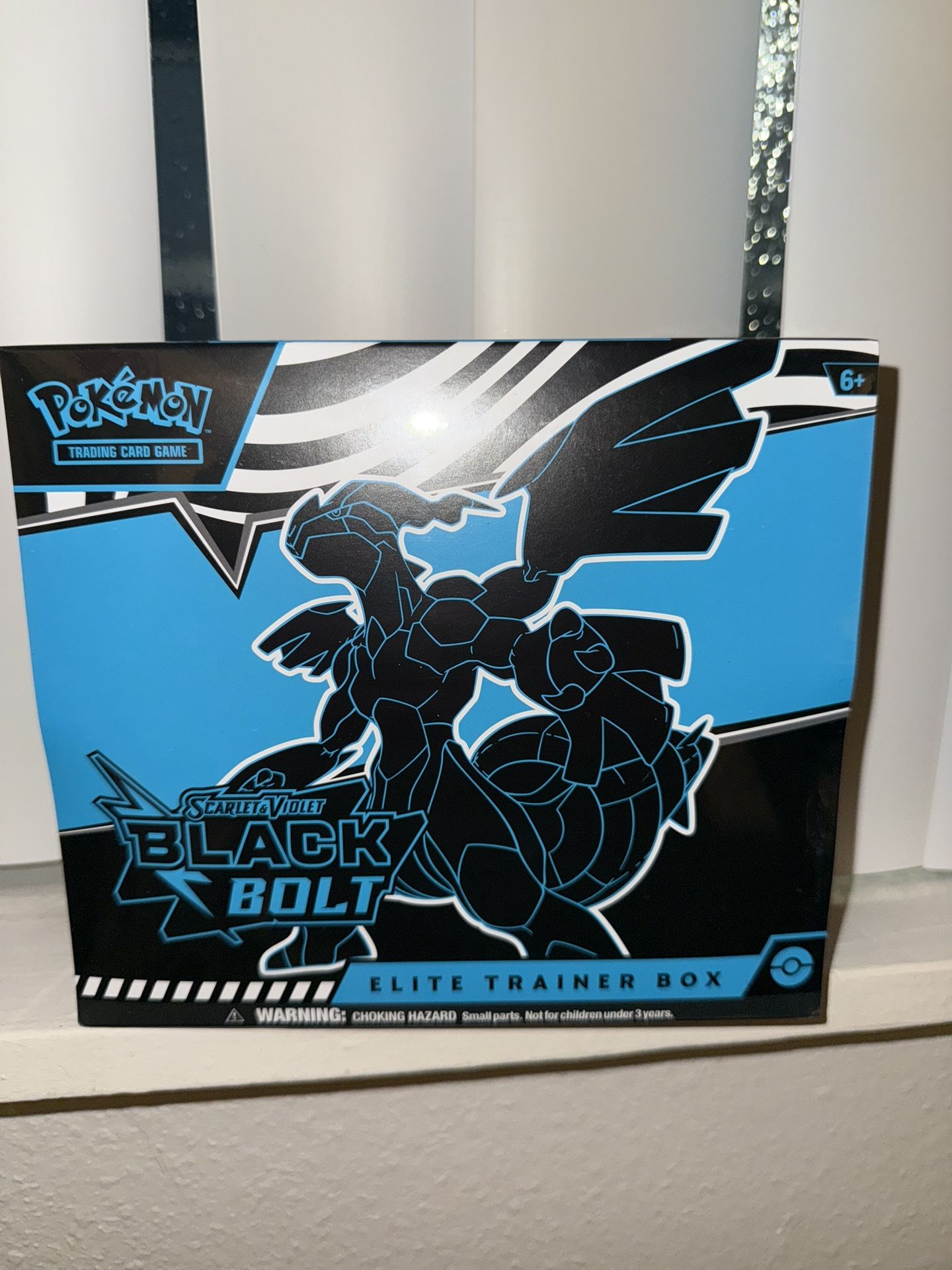 Pokemon TCG Black Bolt ETB