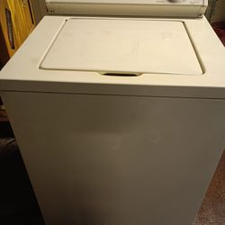 Heavy Duty Whirlpool Washer And Gas Dryer They Work Great Free Delivery And Hook Up