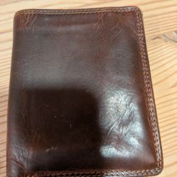 Leather Tri-fold Men's Wallet From Primehide