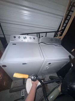 Maytag Washer & Whirlpool Dryer Set | Electric
