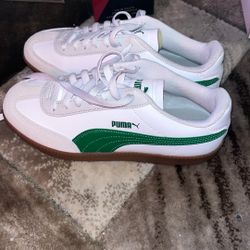 Puma size 7 women’s