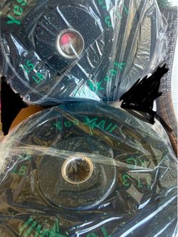 New pair of 25 pounds bumper weights