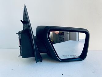 2021-2025 FORD F-150 RIGHT PASSENGER SIDE VIEW MIRROR OEM ( 7 PINS )