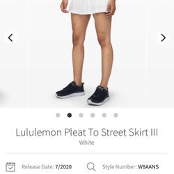 Lululemon Pleat To Street Skirt Size 4 Color WHT