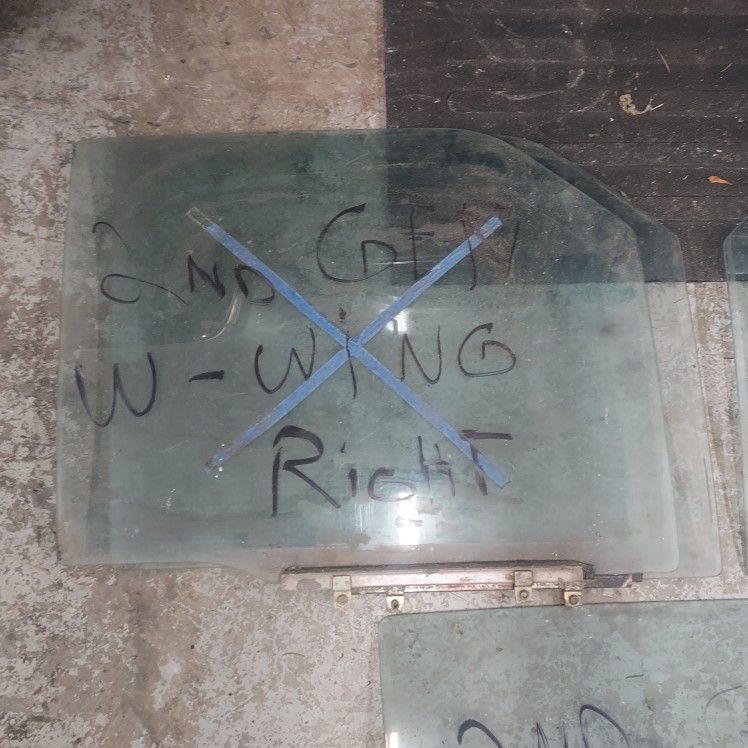 79 To 88 Toyota Truck Door Glass