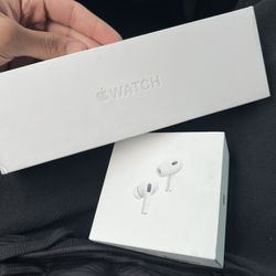 Apple Watch Series 10 Jet Black 46 And AirPod pro 
