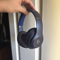 Beats Studio Pro