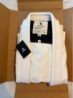 Kingz Kimonos The One Gi A2 (brand new)