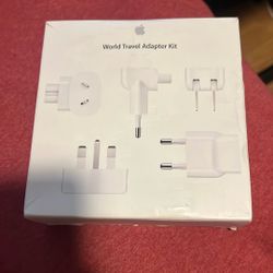 Apple World Travel Adapter Kit