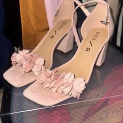 Cute Light Pink Floral Block Heels 9.5