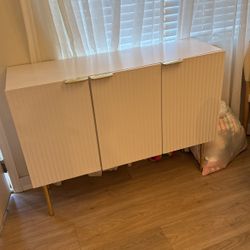 White And Gold Cabinet