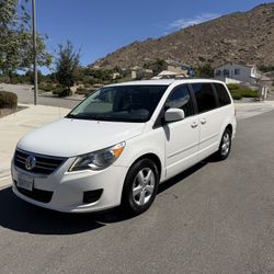 2011 Volkswagen Routan
