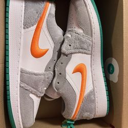 jordan 1 low “Rabbit” new 