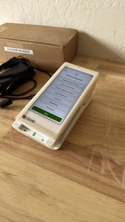 Clover Flex POS Credit Card Reader