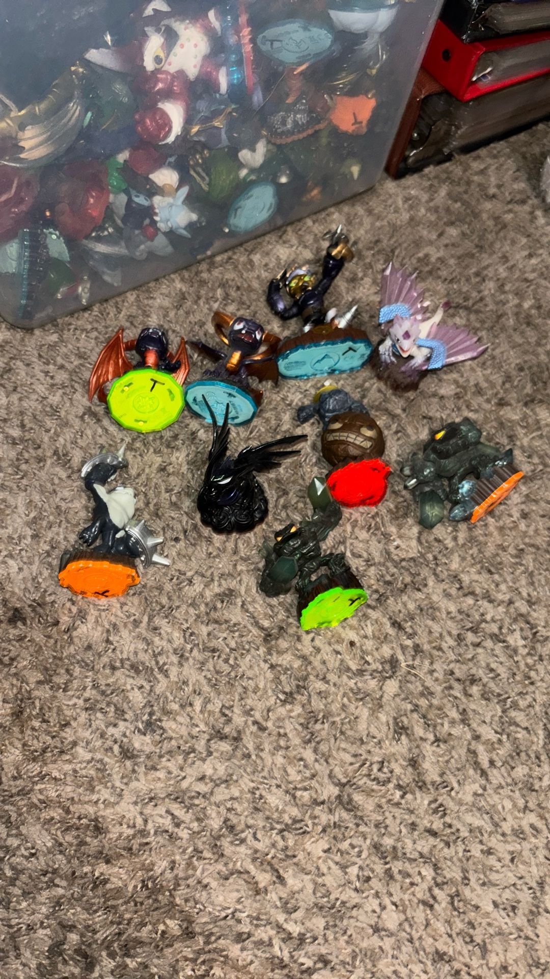 Skylanders figures, including black dragon