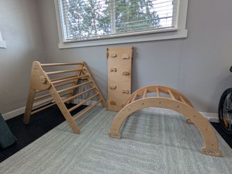 Wood and Hearts Montessori Climbing Pikler Set