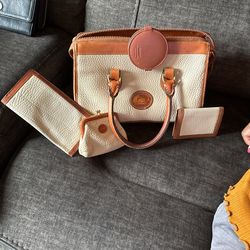 Vintage Dooney&Bourke And Assessories Posted In Baldwin Park 91706