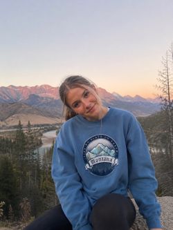 Montana Mountain Graphic Crewneck Sweatshirt – Blue Pullover,