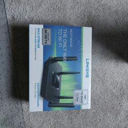 Linksys Max Stream Wireless Router 