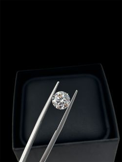 2.01 Carat Lab-grown Round Shape Diamond 