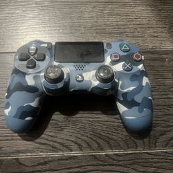 PS4 Controller