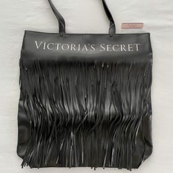 *BRAND NEW* Victoria’s Secret Large Fringe Black Travel Getaway Weekender Tote 