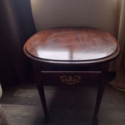 Cherry Wood End Table
