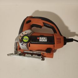 Black & Decker Variable Speed Oribital Jigsaw JS660 Used Great Condition Blades 