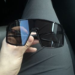 Oakley  Sunglasses