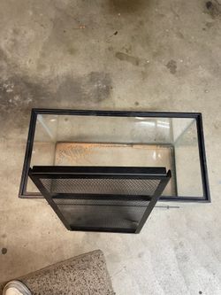 10 Gallon Tank