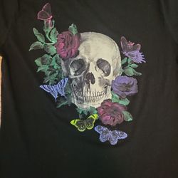 Hot Topic Skull And Flower T-shirt