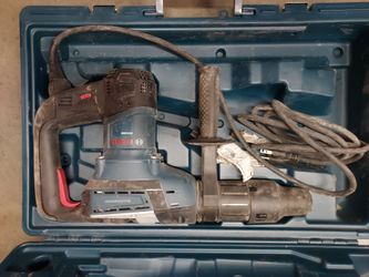 Bosch RH540M SDS-Max Combination Rotary Hammer like new