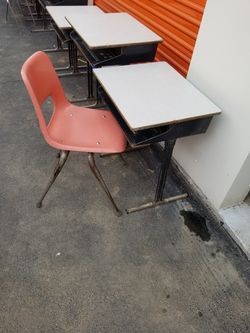 School Desk & Peach Chair SET
