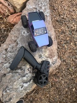 Axial 1/24