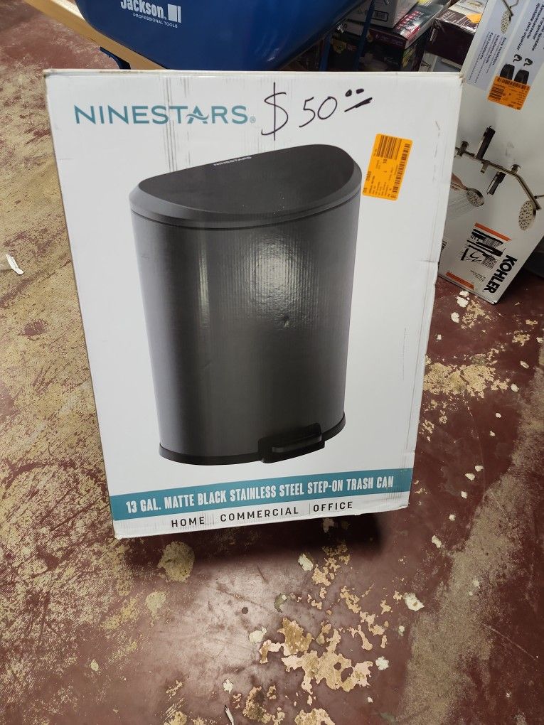 NINESTARS13 Gal. Matte Black Step On Trash Can D Shaped