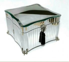 NEW, in original box & bag, Glamour, Mirrors Jewelry Box