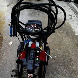 Pressure Washer Like New 2050psi.