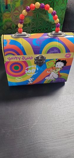 tin lunch boxes