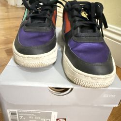 Nike Air Force 1 LV8