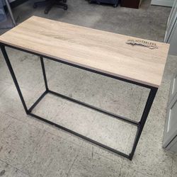 Entry/sofa table new in box $25 
