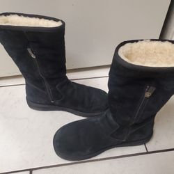 Uggs Black Suede Sheep Skin Noots Women Size 8