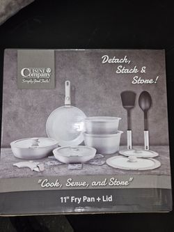 Jim Bean pan, 9in and 11in frying pan and a 3qt cooking pot