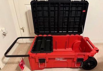 Milwaukee PACKOUT 38 in. Rolling Modular Tool Chest