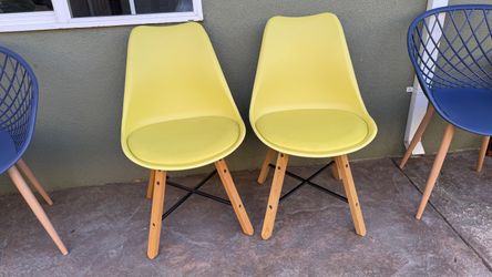 Pair of Yellow Mid-Century Modern Dining Chairs – Eames Style