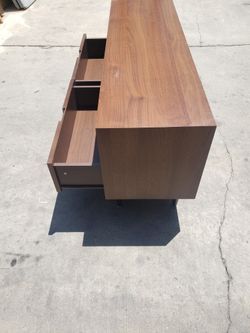 TV stand good condition