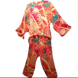 Natori Pajamas Set